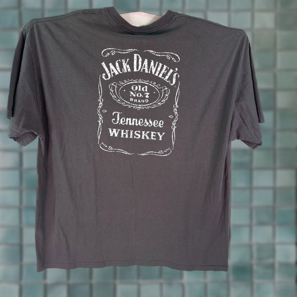 Vintage Jack Daniels Old No.7 Brand Tennessee Whiskey Shirt Mens 2X Gray Graphic Short Sleeve Crew Neck Big & Tall Mens Size US XXL / EU 58 / 5 - 1 Thumbnail