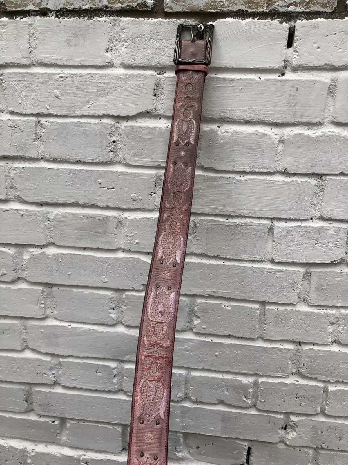 Vintage REPTILE'S HOUSE GENUINE LEATHER BELT FLORAL RARE PINK 44/80 Size ONE SIZE - 4 Thumbnail