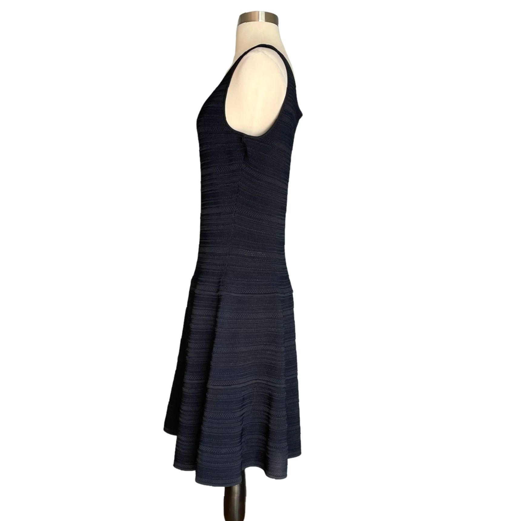 Ralph Lauren Ralph Lauren Black Label Navy Blue Textured Knit Dress Fit & Flare Size L Women Sleeveless Scoop Neck Pullover Party Cocktail Short Dress Size L / US 10 / IT 46 - 7 Thumbnail