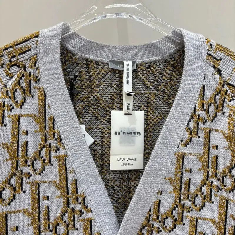 Dior Dior Gray Wool Long Sleeve Cardigan . Size M / US 6-8 / IT 42-44 - 2 Thumbnail