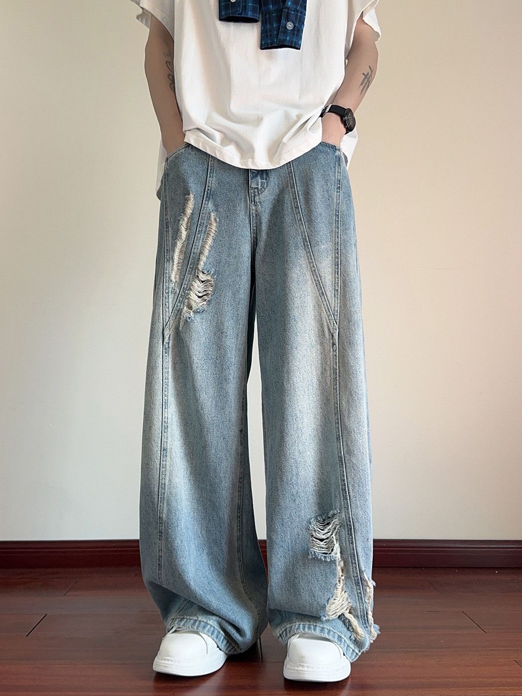 Japanese Brand Men's loose-fitting casual patchwork ripped jeans Size US 32 / EU 48 - 2 Thumbnail