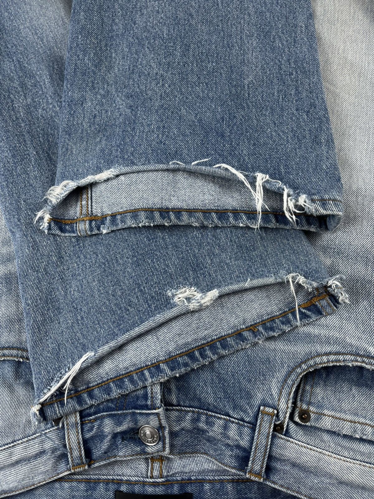Balenciaga FW18 Balenciaga Heelbite Flared Bootcut Denim Jeans Size US 30 / EU 46 - 7 Thumbnail
