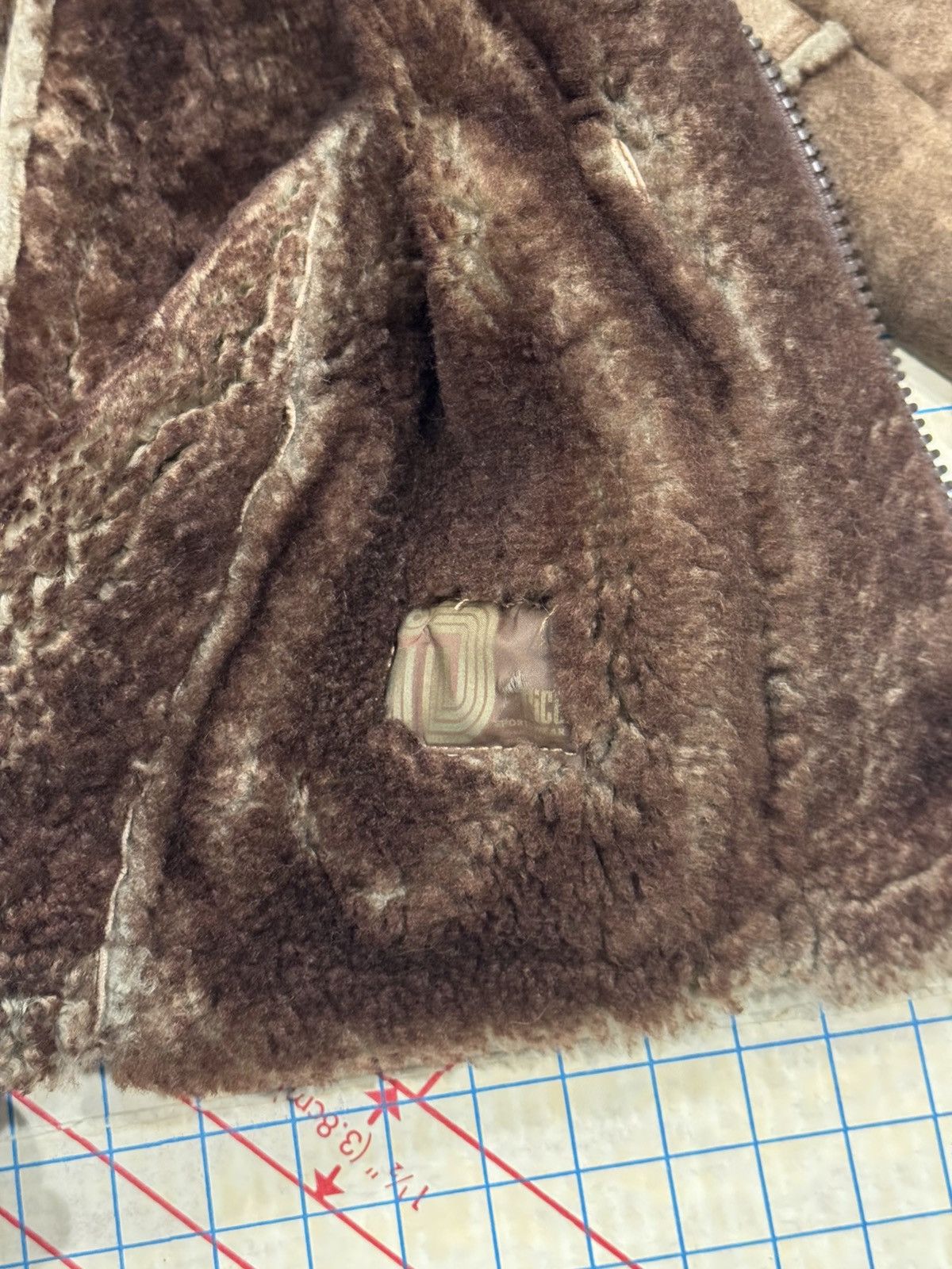 Vintage Vintage Rice ID Sheepskin Shearling Jacket Dark Brown Medium Size US M / EU 48-50 / 2 - 5 Thumbnail