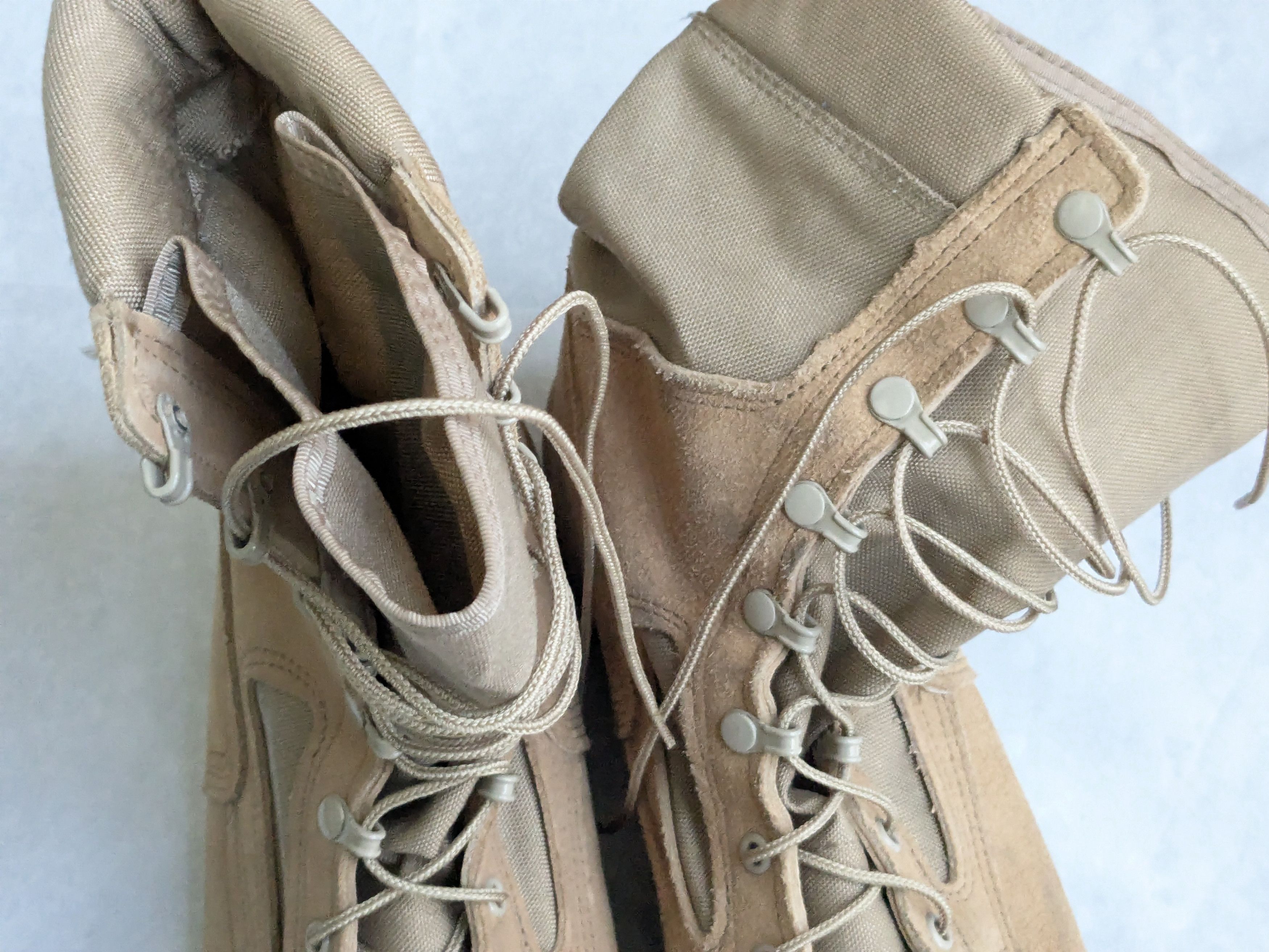 Belleville Belleville Combat Boots Wheat 11.5 Wide Suede Size US 11.5 / EU 44-45 - 2 Thumbnail