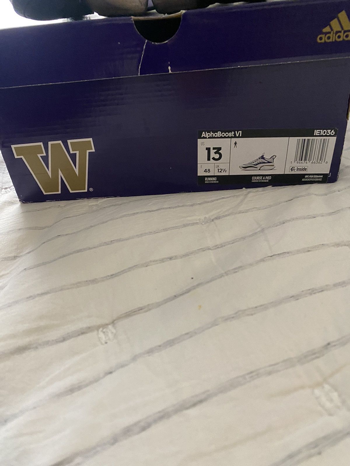 Adidas Adidas AlphaBoost V1 Washington Huskies Sz13 Size US 13 / EU 46 - 16 Thumbnail