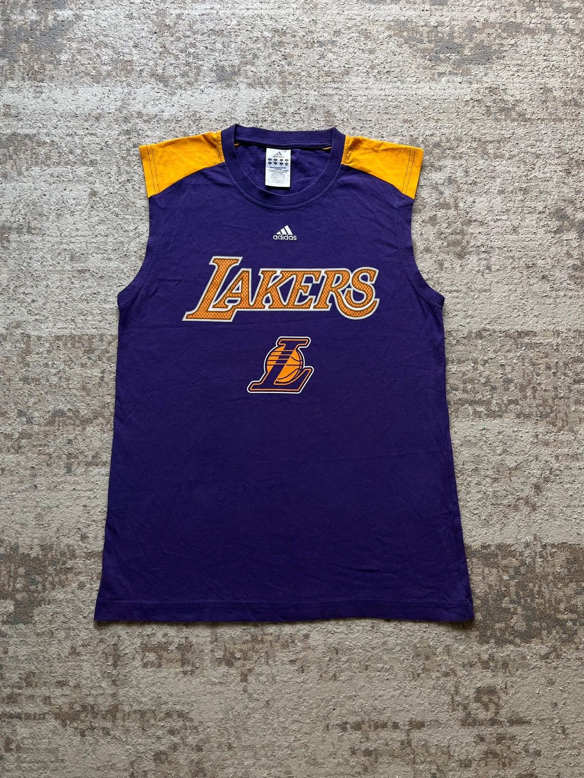 Adidas Adidas x Lakers Kobe Bryant #24 NBA 2008 Y2K Top Tank Rare Size US S / EU 44-46 / 1 - 1 Thumbnail