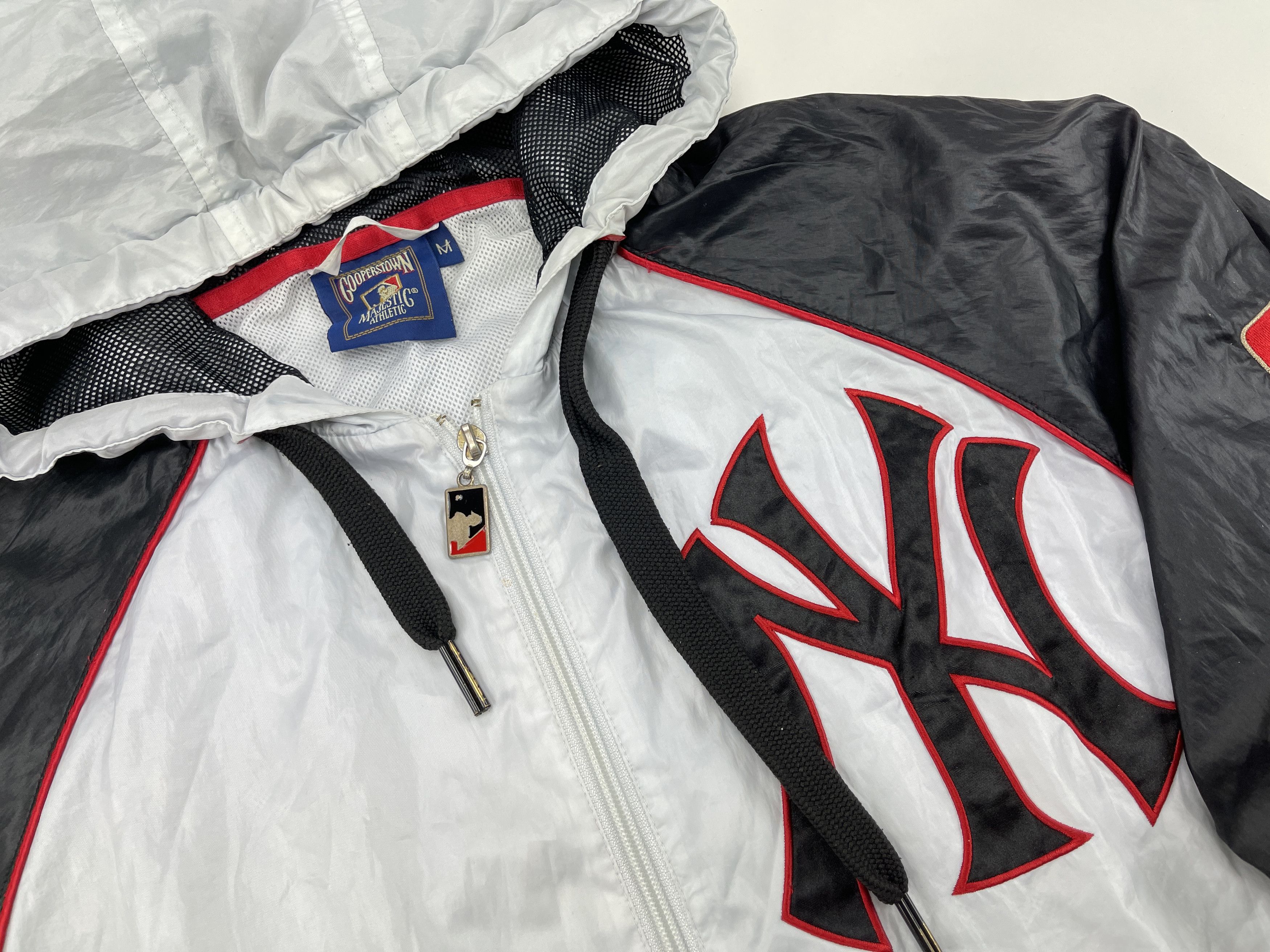 MLB × Majestic MLB New York Yankees jacket, gray, Cooperstown, vintage M Size US M / EU 48-50 / 2 - 6 Thumbnail