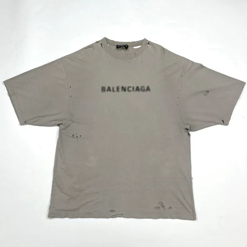 Balenciaga Balenciaga Gray blurred mosaic letter logo worn-out ripped Size US S / EU 44-46 / 1 - 1 Thumbnail