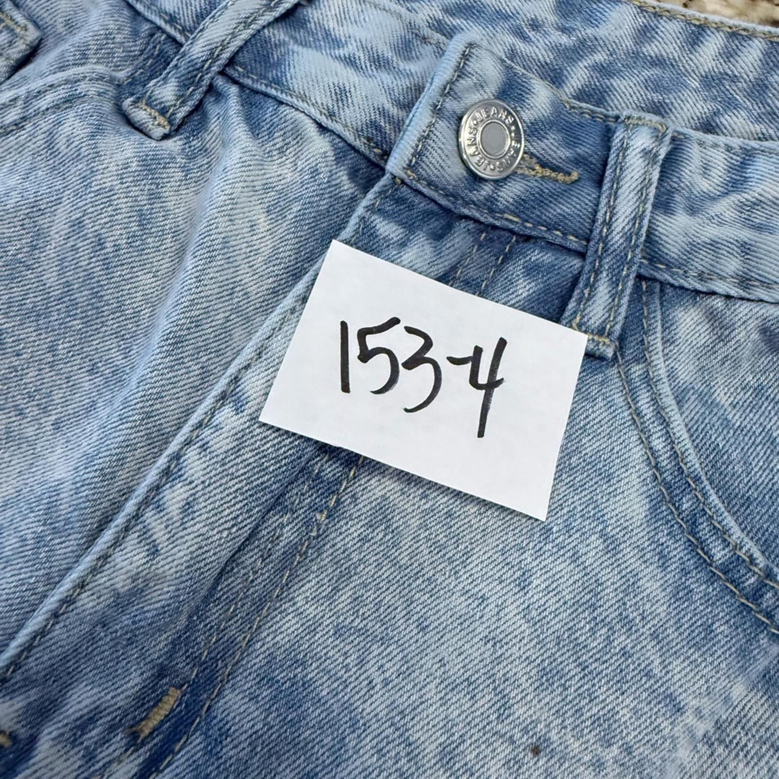 Shein Shein cutoff lightweight denim jean shorts SZ 26” waist Size 26" / US 2 / IT 38 - 11 Thumbnail