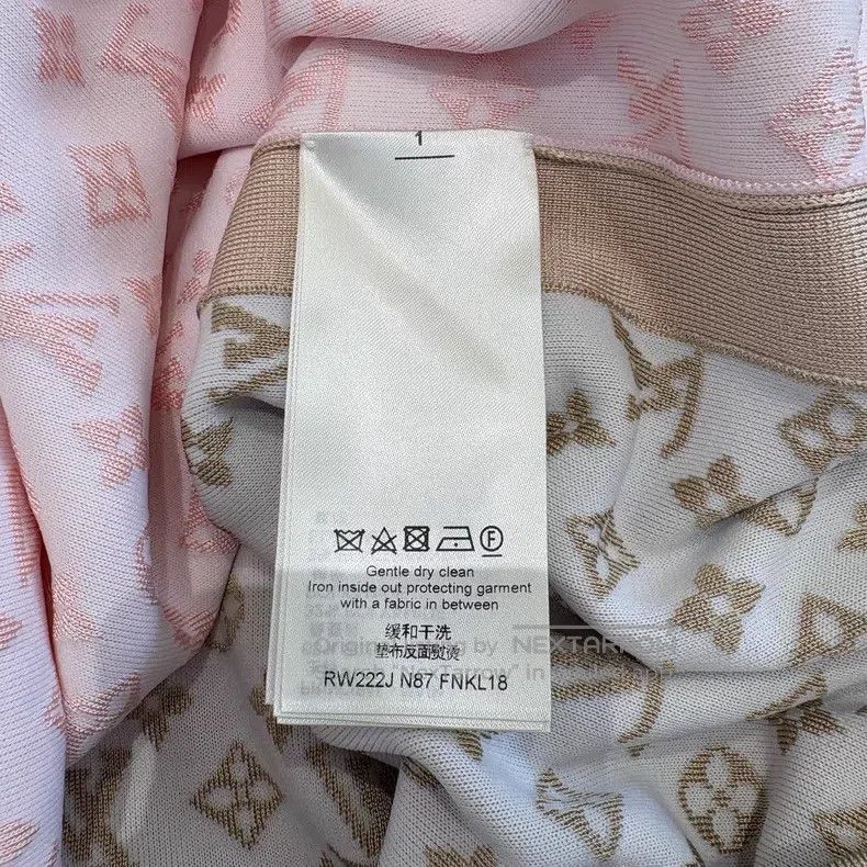 Louis Vuitton Louis Vuitton 22 color-matching logo presbyopic full-print Size S / US 4 / IT 40 - 8 Thumbnail