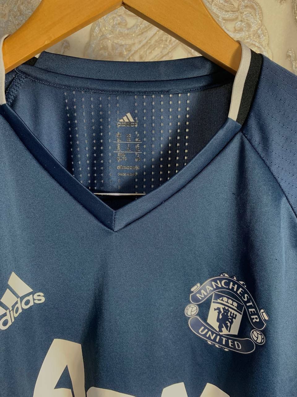Adidas VINTAGE ADIDAS FC MANCHESTER UNITED ENGLAND SOCCER JERSEY Size US XL / EU 56 / 4 - 3 Thumbnail