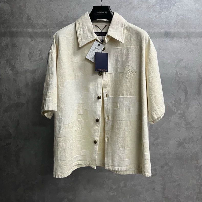 Louis Vuitton Louis Vuitton 24 beige plaid embroidered single breasted l Size US XL / EU 56 / 4 - 1 Thumbnail