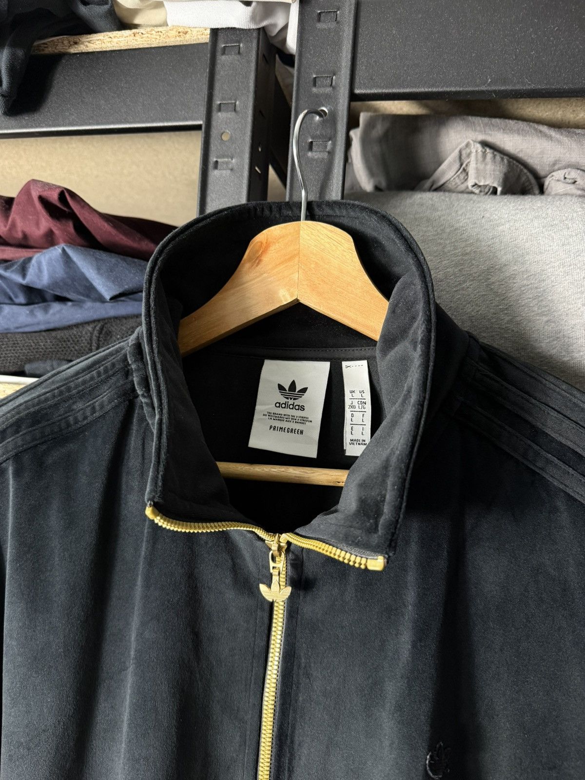 Adidas Adidas Luxe Velour Firebird Track Jacket Black Gold Zip L Size US L / EU 52-54 / 3 - 9 Thumbnail