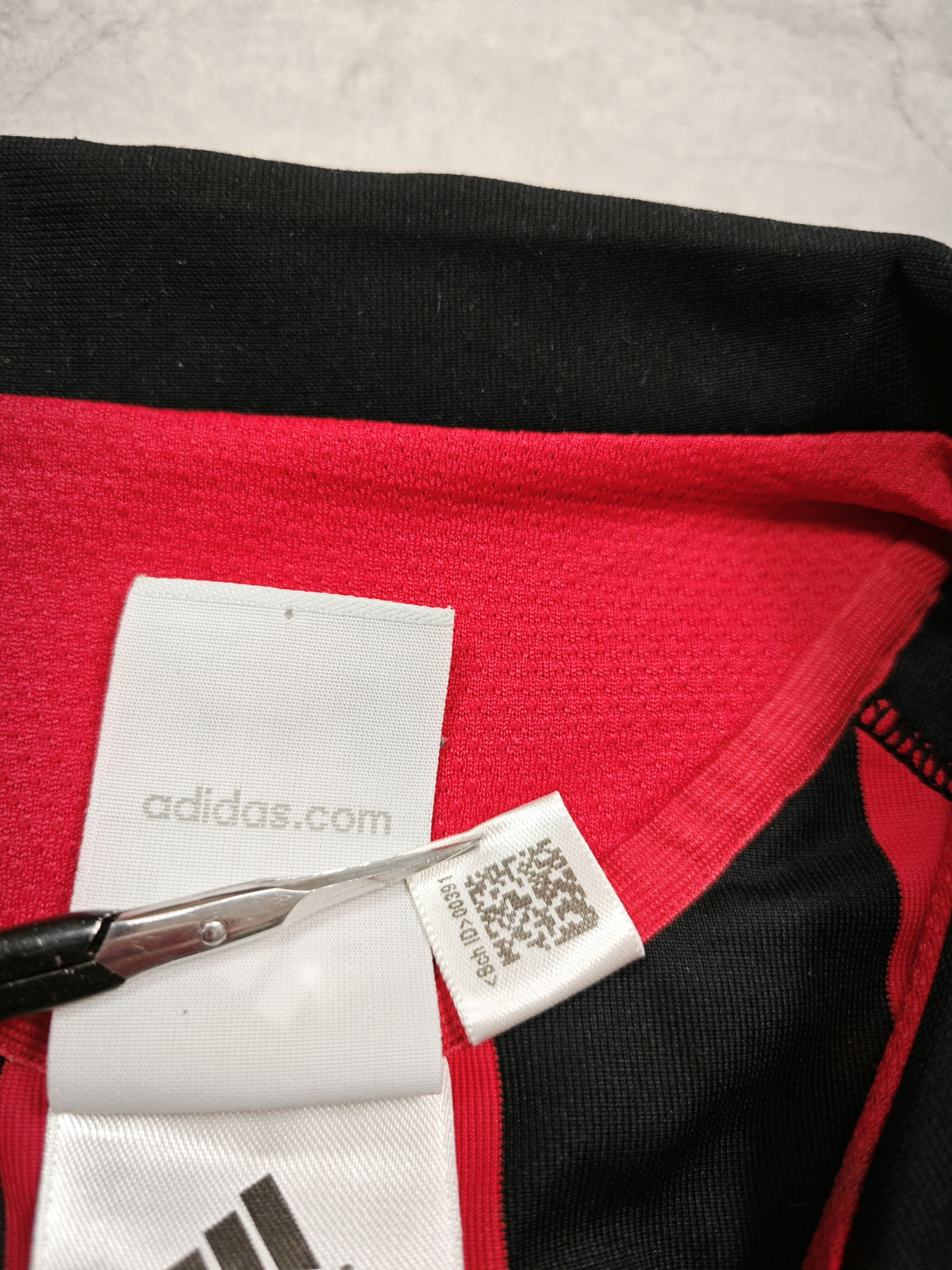 Adidas Adidas AC Milan 2005 Size US M / EU 48-50 / 2 - 9 Thumbnail