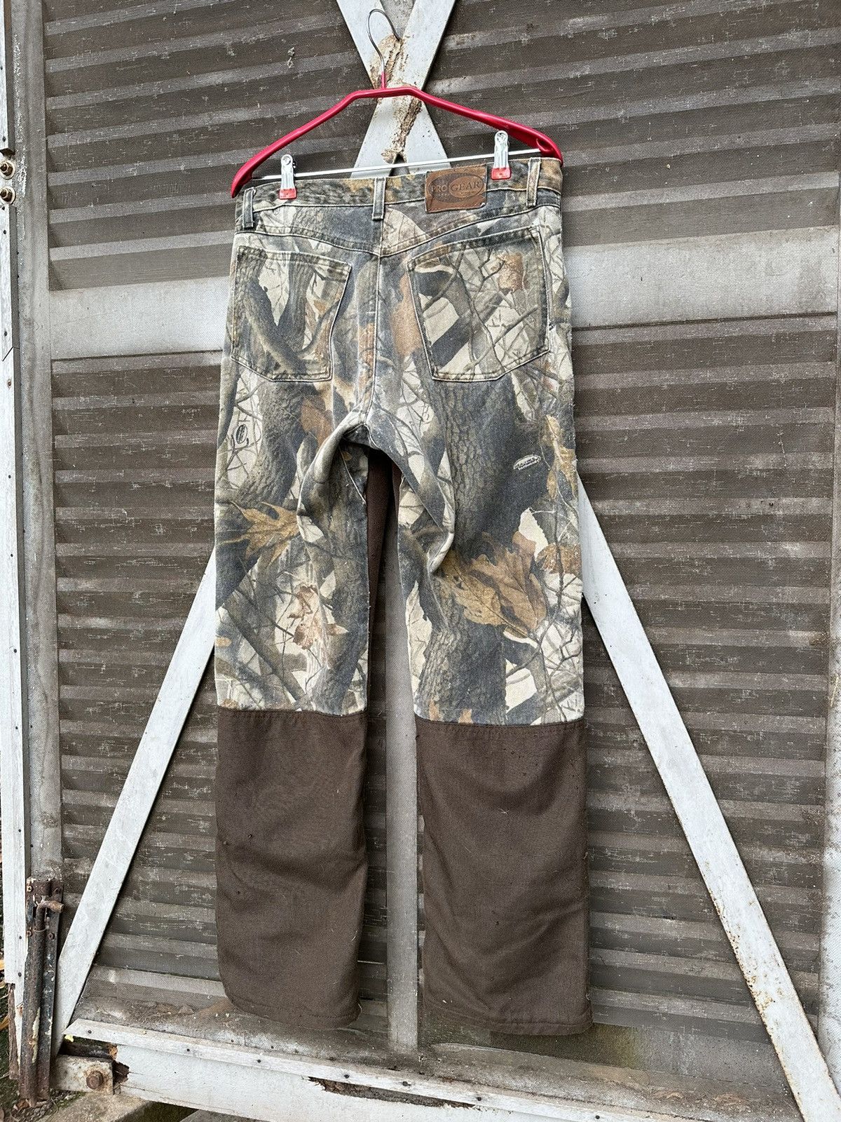 Wrangler 👹Vintage THRASHED WRANGLER PRO GEAR CAMO BAGGY JEANS Size US 31 - 6 Thumbnail