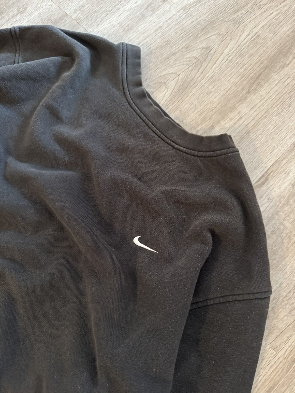 Nike × Vintage Vintage Faded black Nike essential Crewneck Size US XL / EU 56 / 4 - 3 Thumbnail