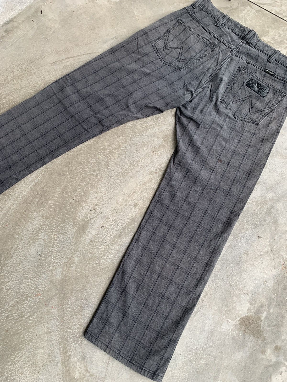 Designer × Wrangler Casual Pants By Wrangler Size US 33 - 13 Thumbnail