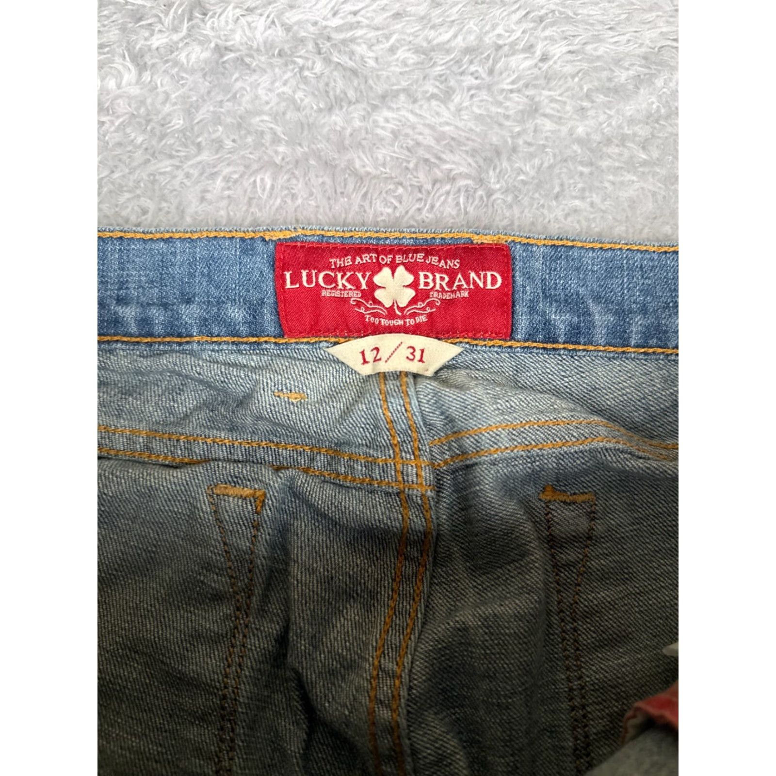 Lucky Brand Lucky Brand Jeans Women 12 Blue Denim Capri Mid Rise 32x26 Jeans Capris Vintage Millennial Style Womens Size 34" / US 12 / IT 48 - 6 Thumbnail