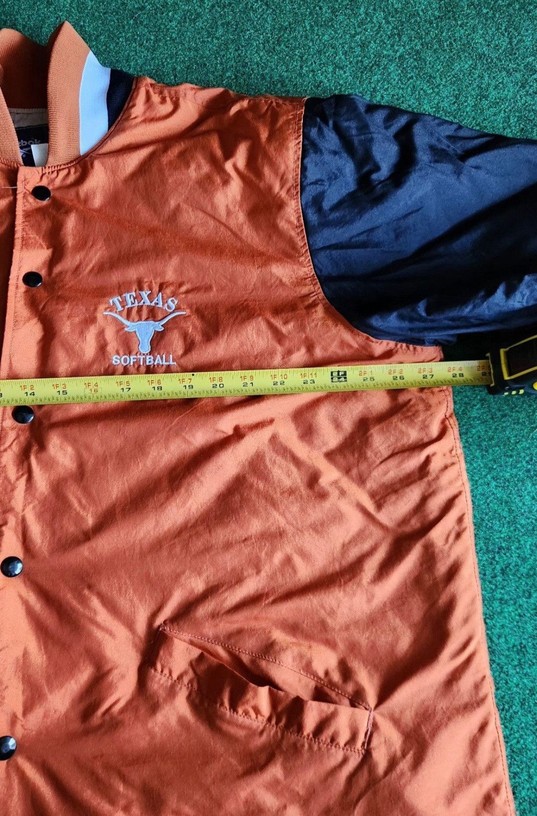 NCAA × Reebok × Vintage Vintage Reebok Texas Longhorns Women Softball Coat XL Size XL / US 12-14 / IT 48-50 - 8 Thumbnail