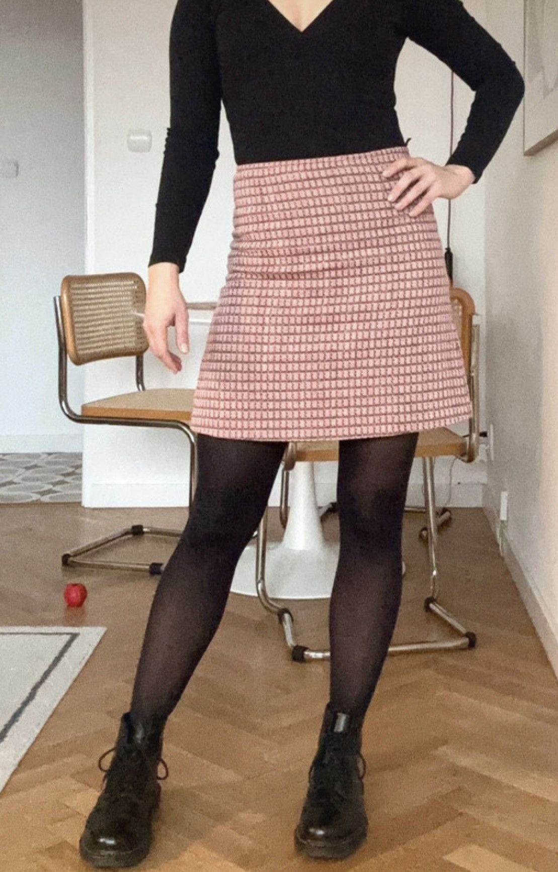 Hugo Boss Hugo Boss Tweed mini skirt Size 26" / US 2 / IT 38 - 1 Thumbnail