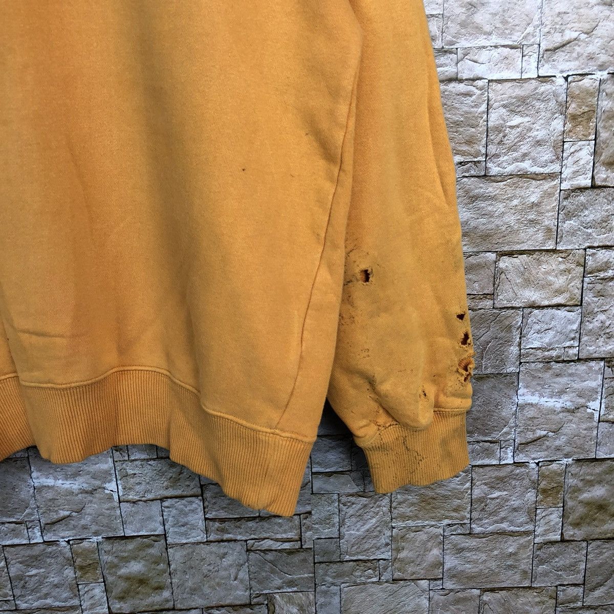 New Balance New Balance Orange ripped vintage Sweatshirt #A304 Size US M / EU 48-50 / 2 - 8 Thumbnail