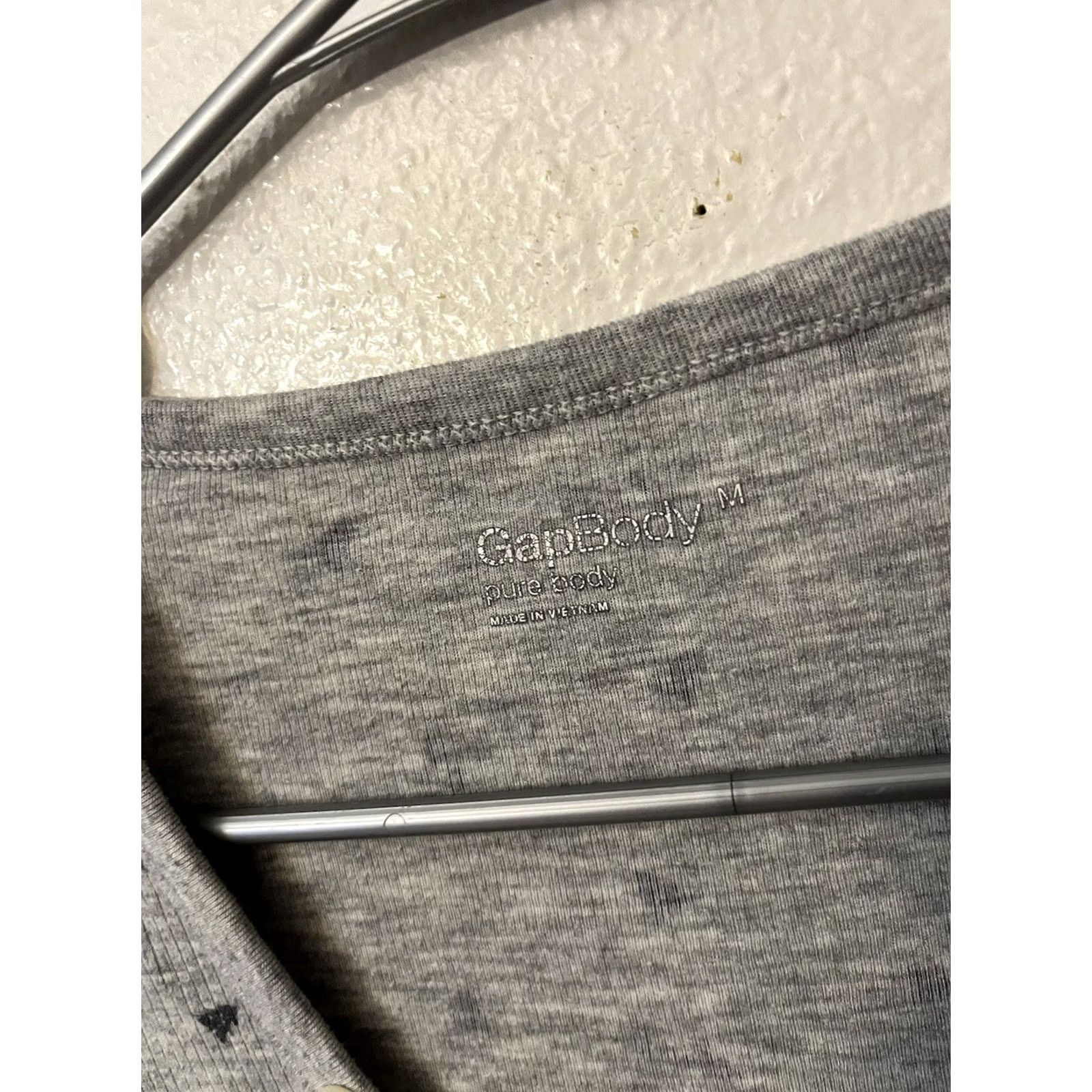 Gap Gap Body Shirt Women’s M Gray Long Sleeve Henley Neck Pullover Trees Size M / US 6-8 / IT 42-44 - 2 Thumbnail