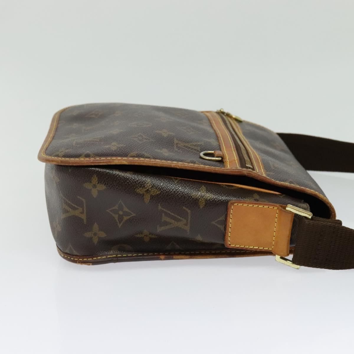 Louis Vuitton LOUIS VUITTON Monogram Messenger Bosphore PM Shoulder Bag Size ONE SIZE - 4 Thumbnail