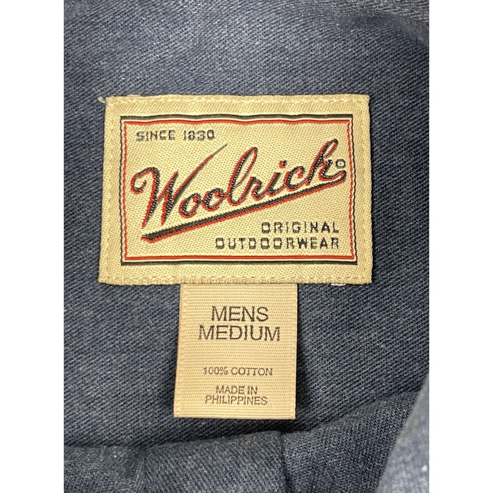 Vintage VINTAGE Woolrich Shirt Button-Down Button-Up Long Sleeve Mens M Blue Cotton Knit Fishing Logo Pocket Casual Fashion | Men’s Shirt Size US M / EU 48-50 / 2 - 2 Thumbnail