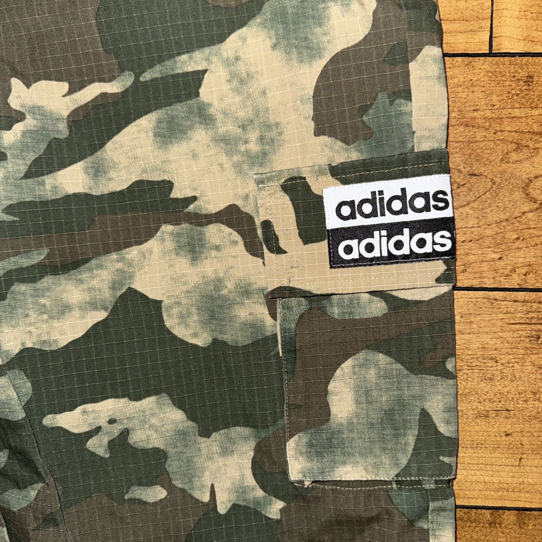 Adidas Adidas Camo Jogger Pants Small 26x32 Men Jogger Camouflage Green Activewear Size US 29 - 3 Thumbnail
