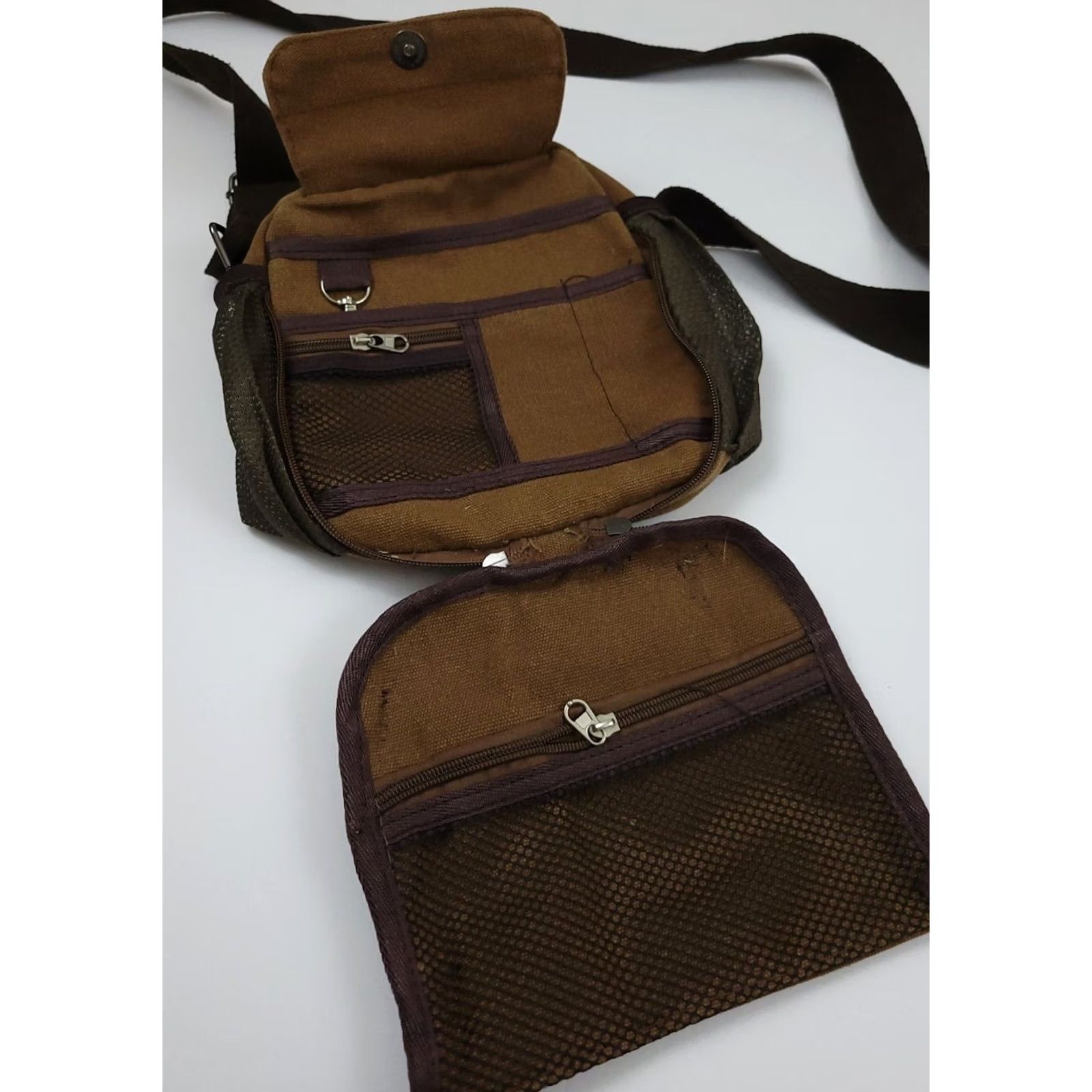 Vintage VINTAGE Canvas Shoulder Bag Crossbody 90s Travel Multi Pocket Brown Mens Vintage Bag Adjustable Strap Size ONE SIZE - 3 Thumbnail