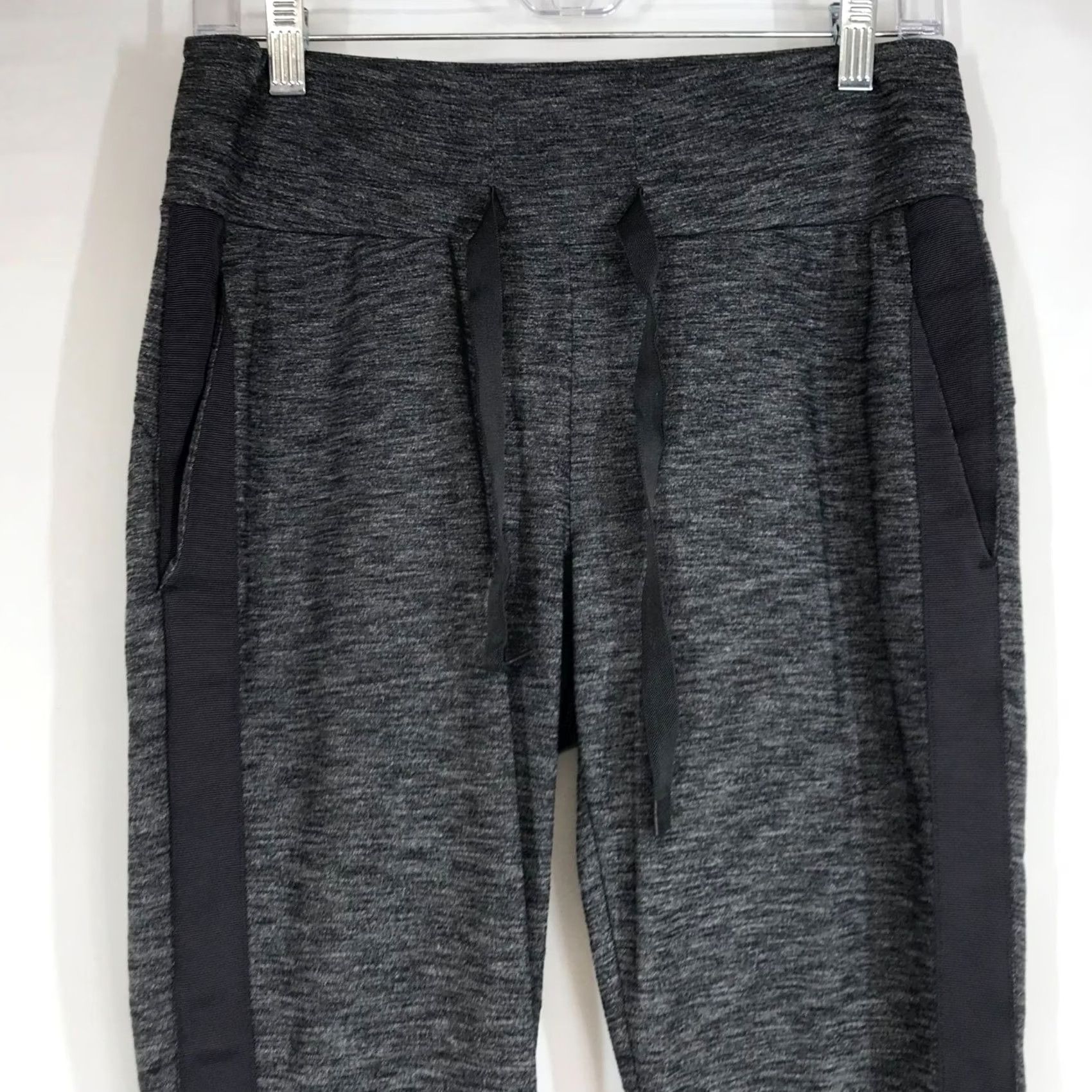 Athleta ATHLETA WOMEN'S Gray XS METRO DOWNTOWN ANKLE PANTS Size 26" / US 2 / IT 38 - 2 Thumbnail