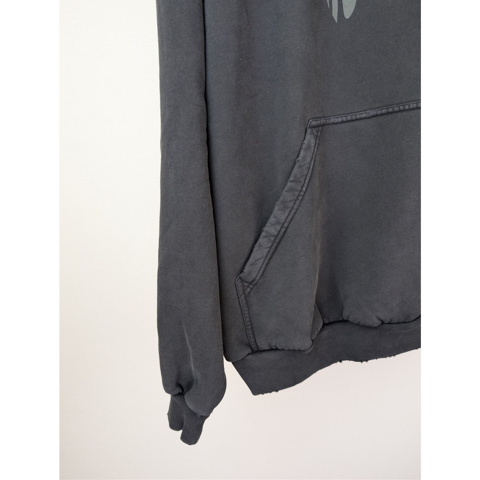 Balenciaga o1rshd1 Wavy Logo Large Fit Hoodie in Faded Wash Black Size US M / EU 48-50 / 2 - 6 Thumbnail