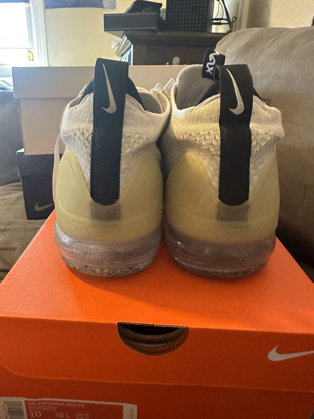 Nike Air Vapormax 2021 FK White Size US 10 / EU 43 - 2 Thumbnail