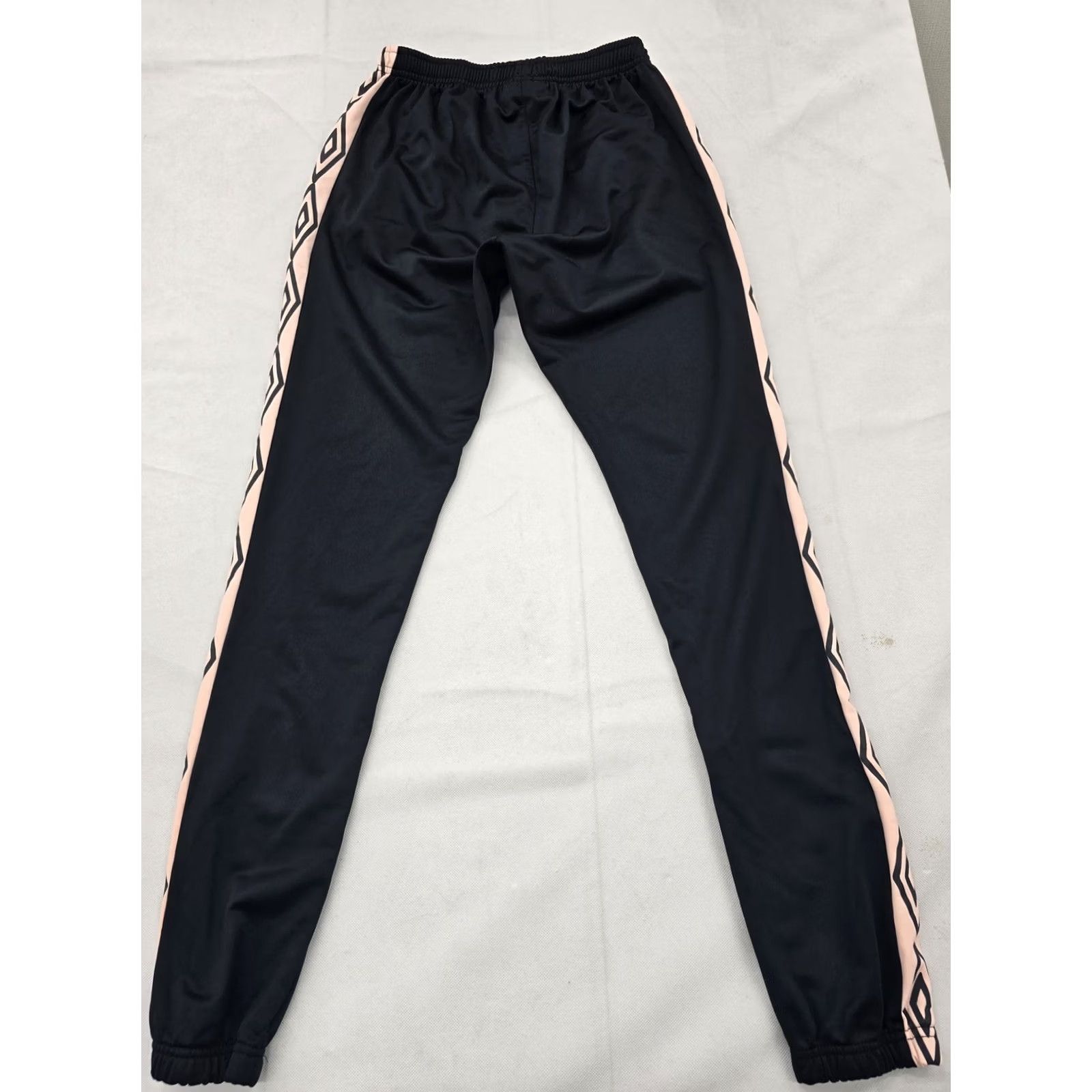 Umbro Umbro Track Pants Umbro Men's Black/Pink Diamond Track Pants L EUR Training NWT Size US 33 - 2 Thumbnail