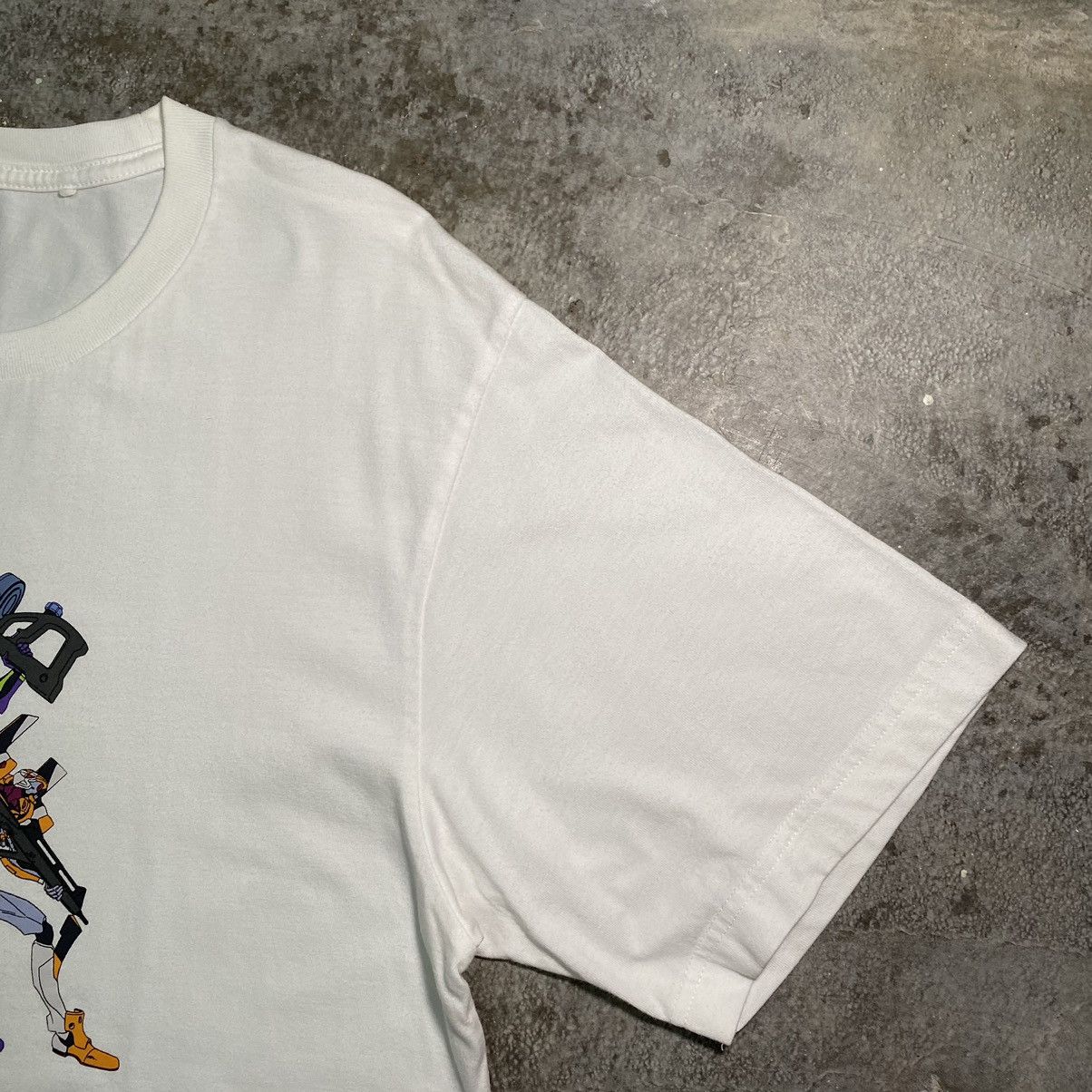 Anime NEON GENESIS EVANGELION ANIME T-SHIRT UNIQLO XLARGE SIZE Size US XL / EU 56 / 4 - 7 Thumbnail