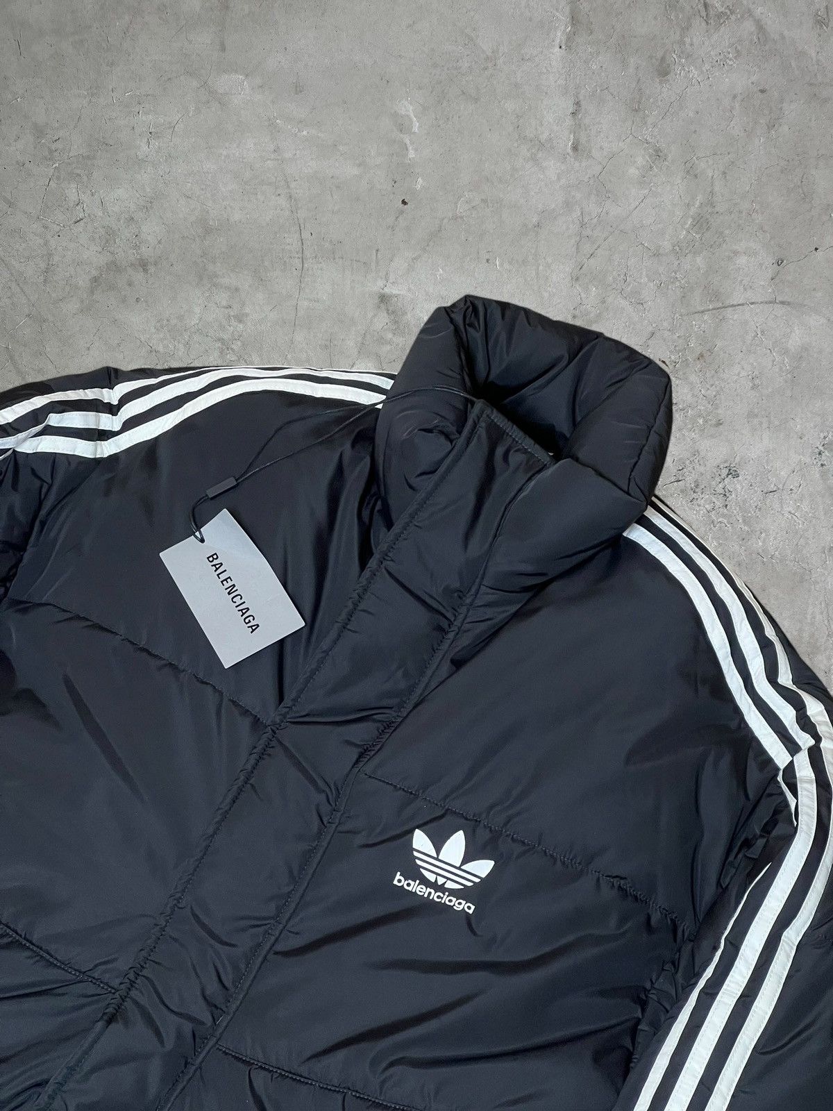 Balenciaga Balenciaga x Adidas Puffer Jacket Size US M / EU 48-50 / 2 - 10 Thumbnail