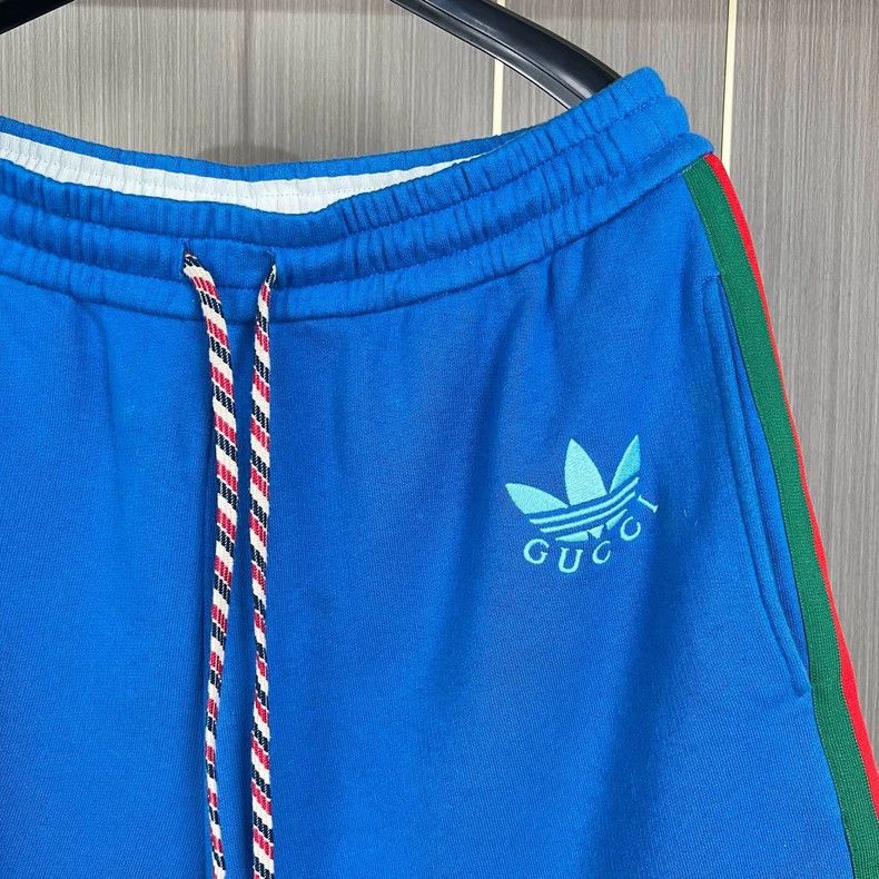 Gucci Gucci Size M Clover co-branded embroidered letter shorts 2 Size US 32 / EU 48 - 3 Thumbnail