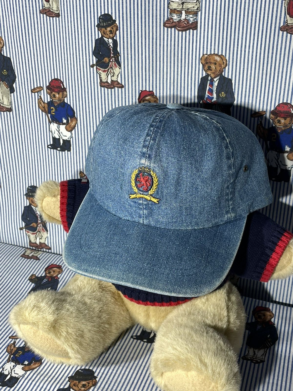 Tommy Hilfiger × Vintage Cap Tommy Hilfiger Lion Crest Denim OG Vintage 90’s Size ONE SIZE - 3 Thumbnail