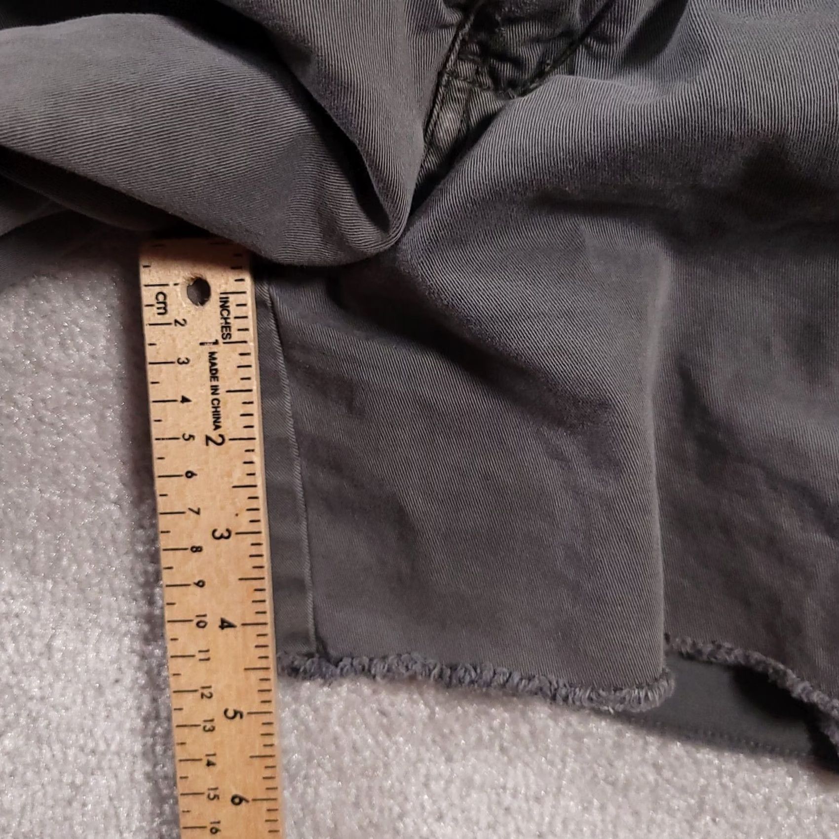 Hurley Hurley Low Rise Chino Shorts Women's 0 Gray Flat Front Cotton Frayed Hem Size 26" / US 2 / IT 38 - 5 Thumbnail