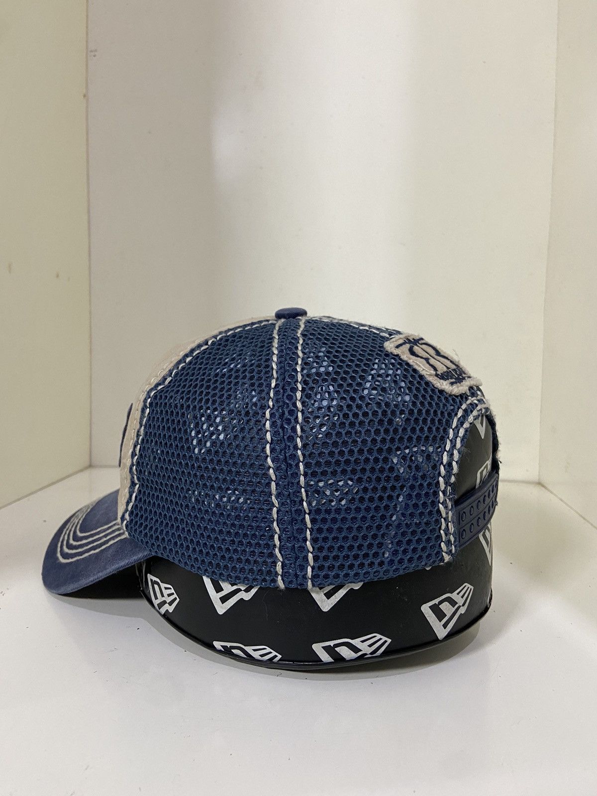 Robin Ruth Vintage robin Ruth trucker hat Size ONE SIZE - 6 Thumbnail
