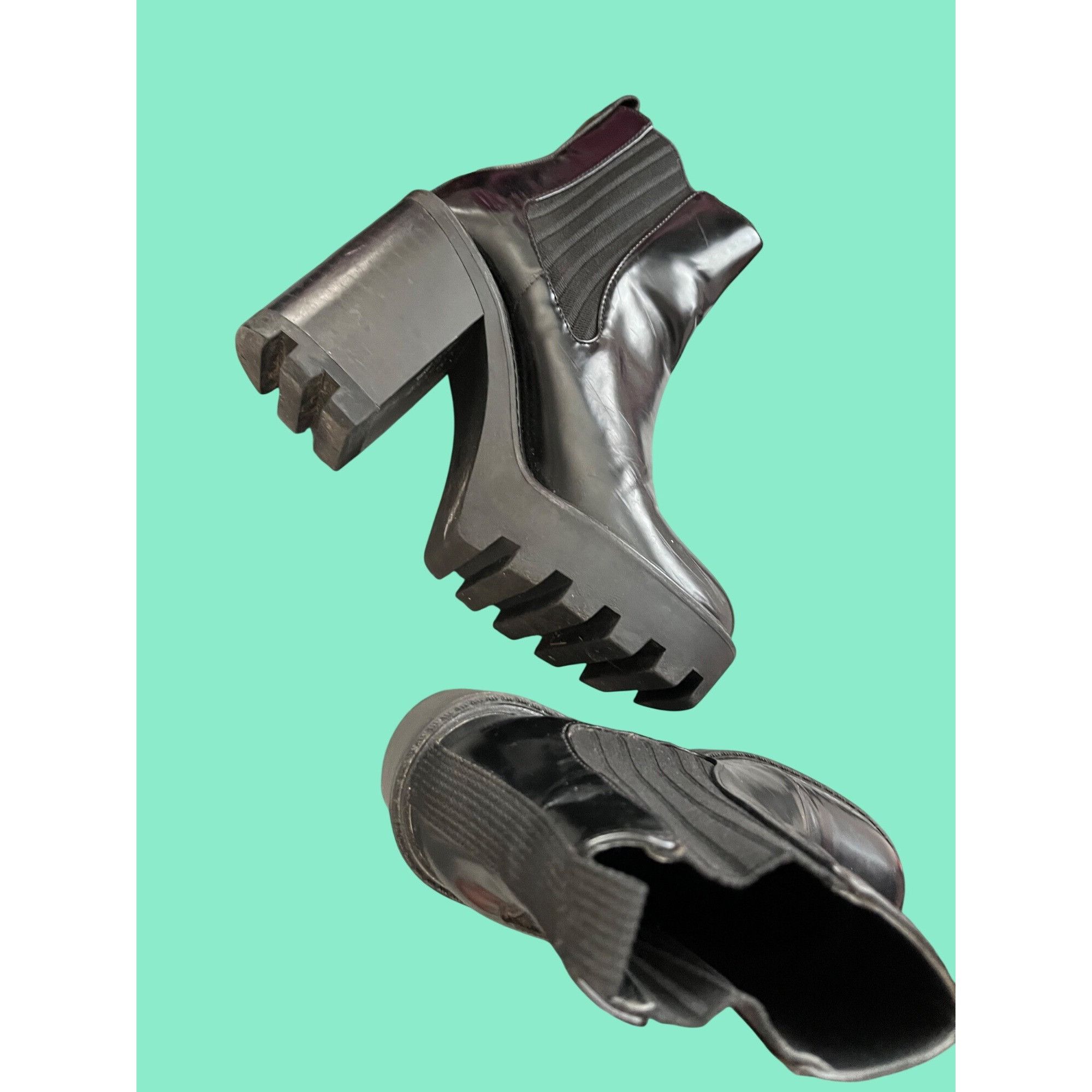 Zara Black Chunky Heel Chelsea Ankle Boots With Elastic Sides Zar Size US 7 / IT 37 - 7 Thumbnail