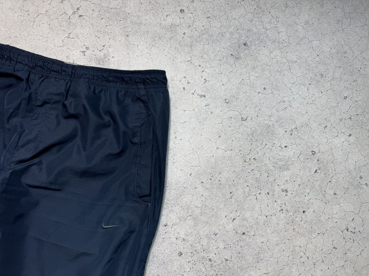 Nike Nike Vintage Nylon Track Baggy Pants Drill Swoosh Y2K Size US 34 / EU 50 - 4 Thumbnail
