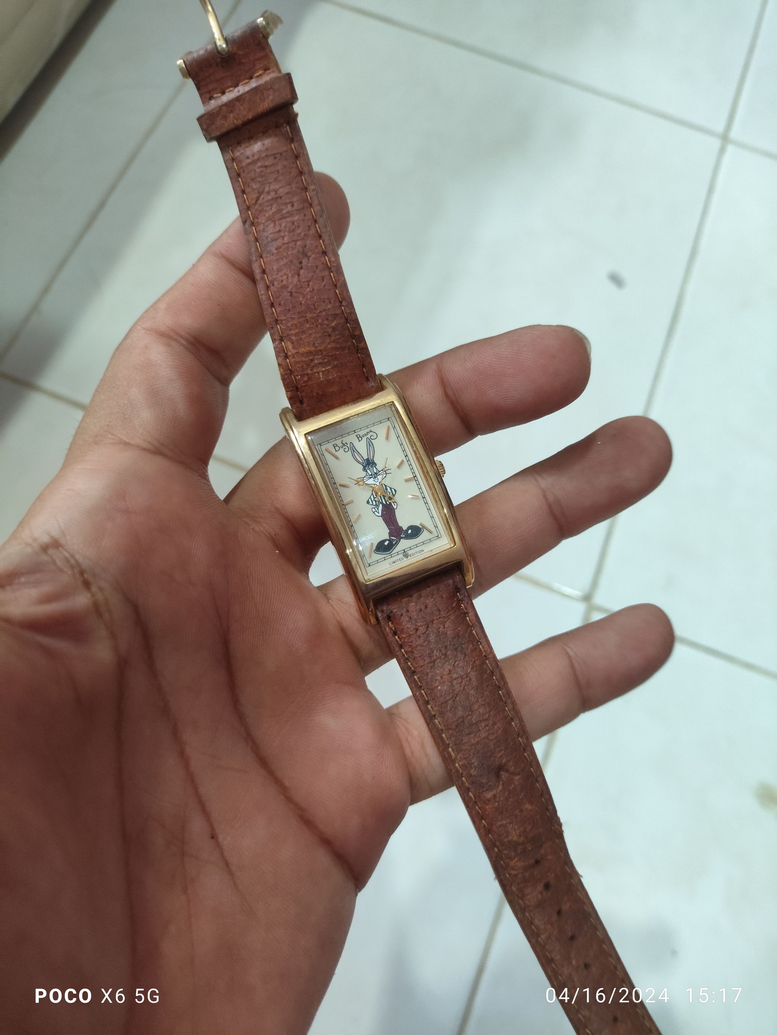 Japanese Brand LIMITED EDITION "BUGS BUNNY" THE WARNER BROS WATCH COLLECT Size ONE SIZE - 8 Thumbnail