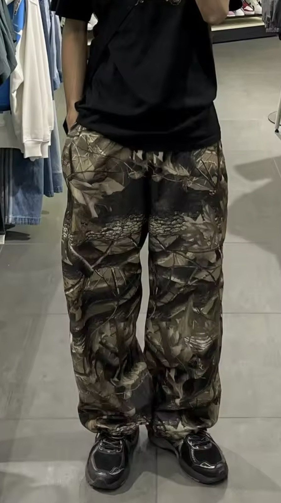 Japanese Brand × Vintage Camouflage Straight Casual Pant Size US 29 - 1 Thumbnail