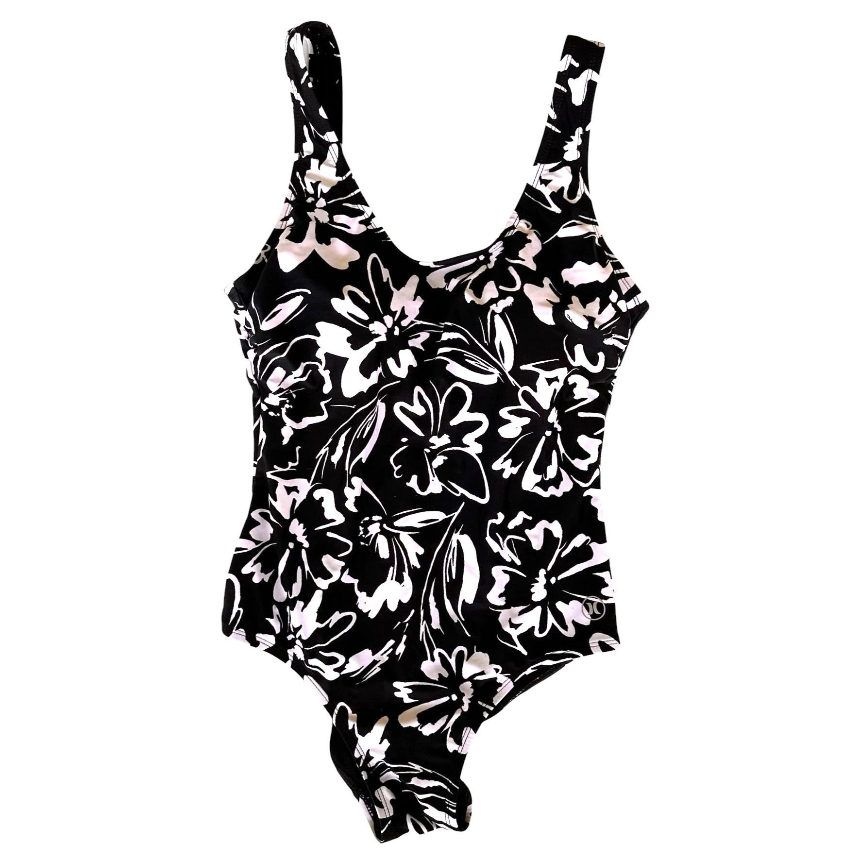Hurley Hurley Swimsuit Small Petite SP Black White One Piece Floral Size S / US 4 / IT 40 - 1 Thumbnail