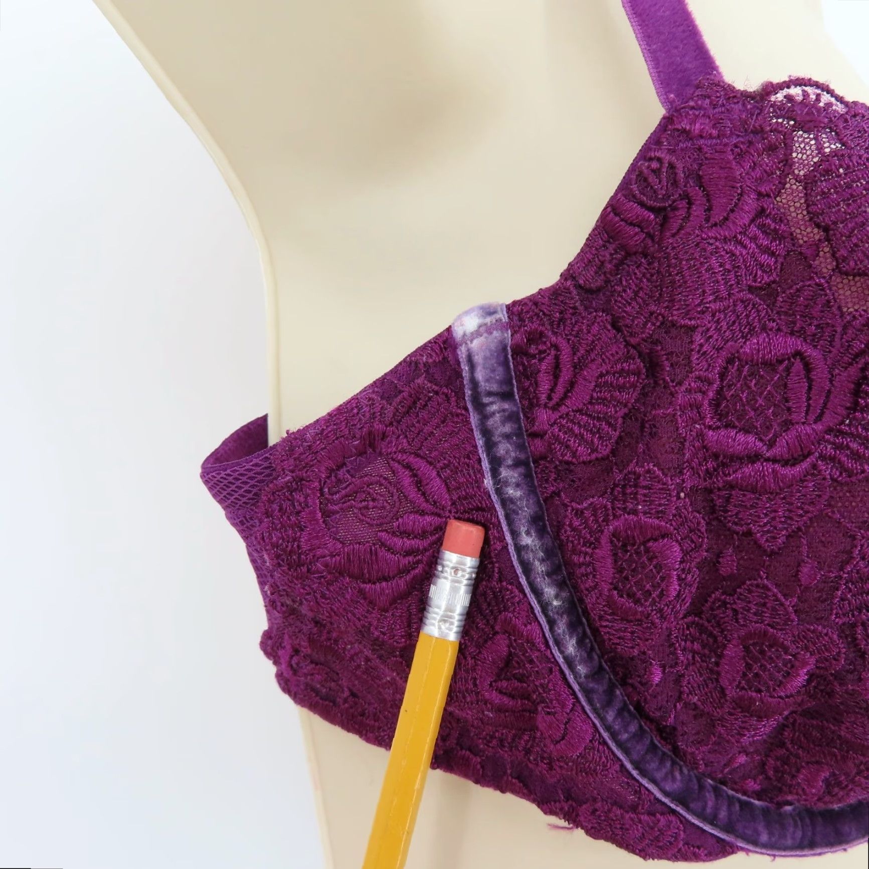 Victoria's Secret Victoria's Secret 36C Push Up Bra Purple Lace Underwired Velvet User: Victoria's Secret 36C Push Up Bra Purple Lace Underwired Velvet Size ONE SIZE - 3 Thumbnail