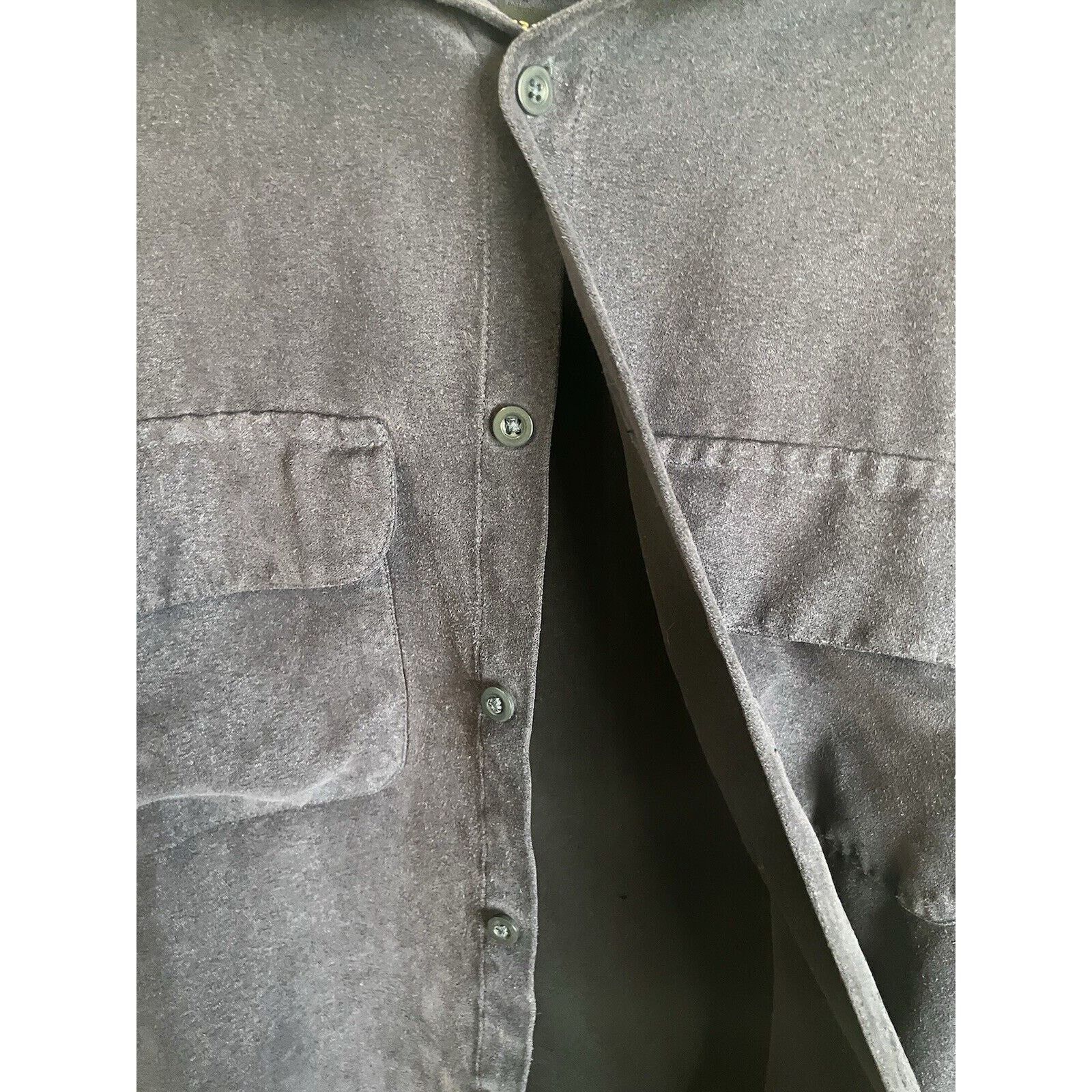 Van Heusen Van Heusen Suede Button-Up Shirt Men's Size XL 17-17 1/2Grey Size US XL / EU 56 / 4 - 6 Thumbnail