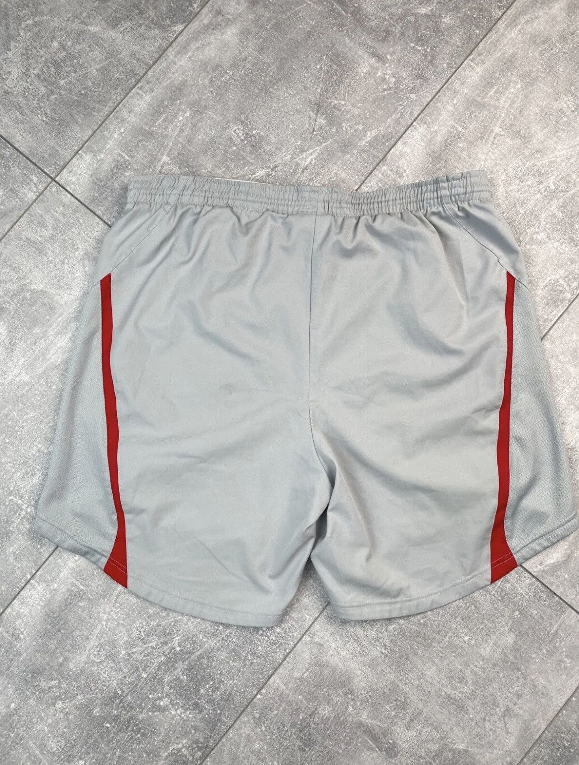 Puma VFB Stuttgart Football Shorts Puma Soccer Shorts Size US 34 / EU 50 - 5 Thumbnail