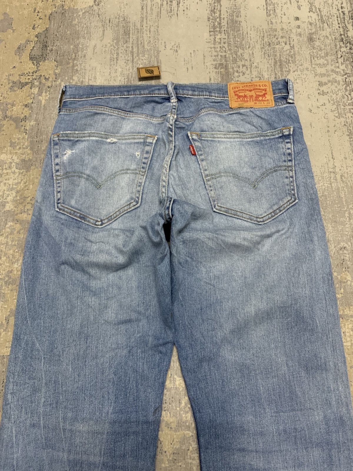 Levi's VTG Y2K Levi’s 505 Straight Leg Denim Jeans Distressed Faded Size US 33 - 8 Thumbnail