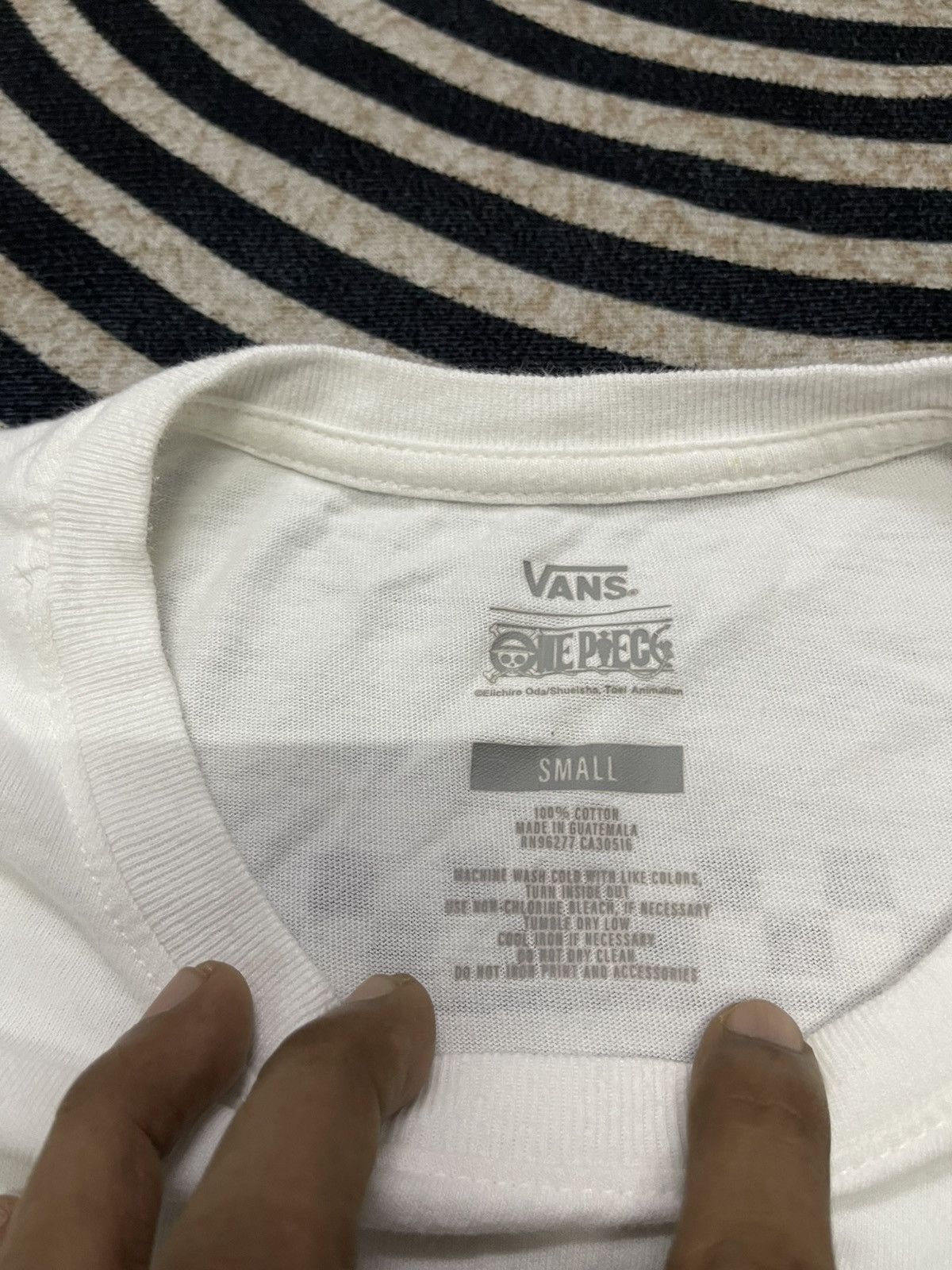 Vans Y2K VANS X ONE PIECE LONG SLEEVE TSHIRT ALL CHARACTERS Size US S / EU 44-46 / 1 - 8 Thumbnail